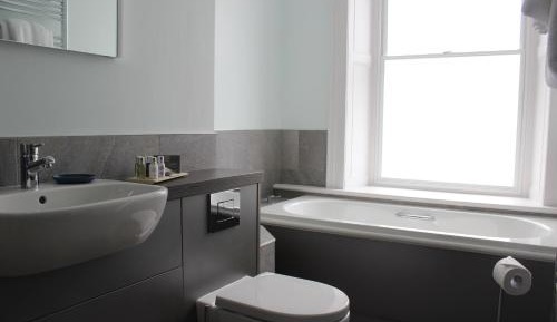 Superior Deluxe Double or Twin Room 