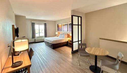 King Studio - Non-Smoking