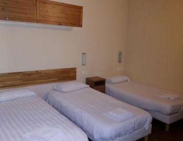 Studio (3 Adults)