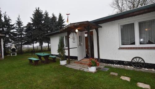 One-Bedroom Bungalow