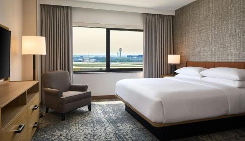 One Bedroom King Suite