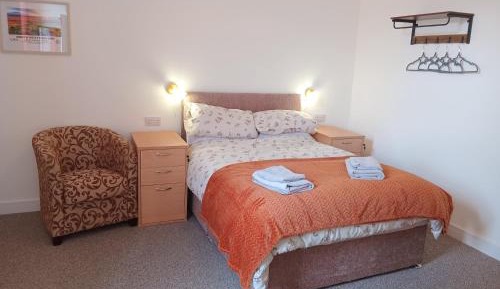 Deluxe Double Room with Shower