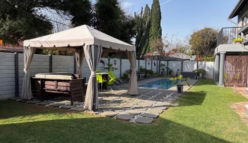 Large Double Room