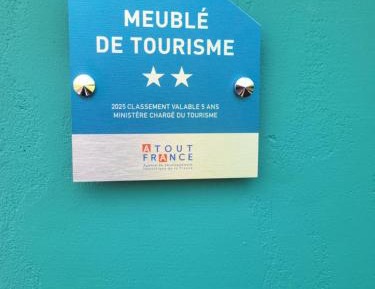 One-Bedroom Apartment with Garden View