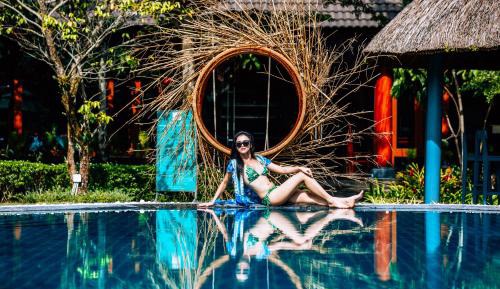 Double Room with Pool View