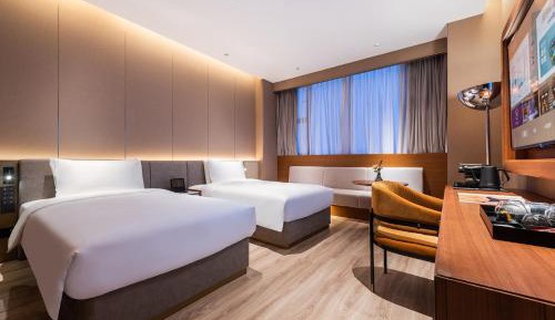 Deluxe Double Room with Shower