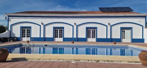 Villa with Garden View
