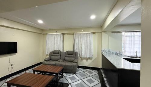 Three-Bedroom Deluxe Apartment