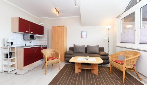 One-Bedroom Apartment with Balcony