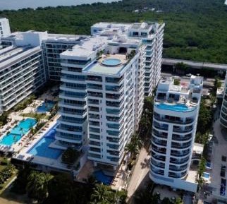 Two-Bedroom Apartment with Balcony and Sea View