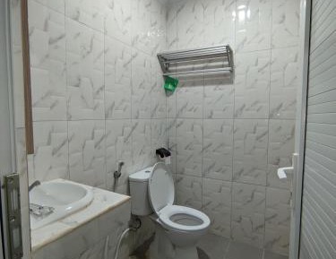 Twin Room with Shower