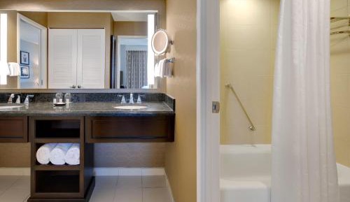 Exceutive King Suite