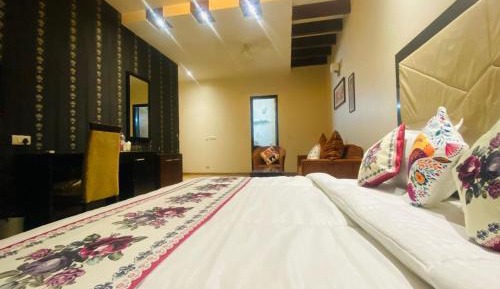 Suite with Balcony