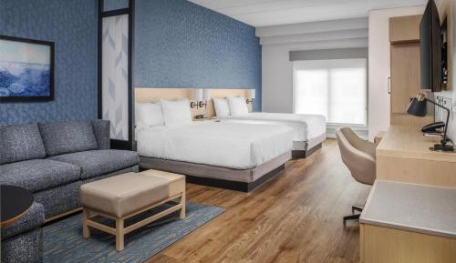 Queen Room with Two Queen Beds and Sofa Bed - Mobility Accessible