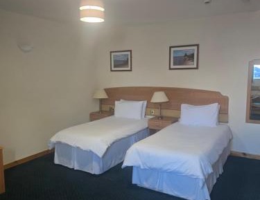 Double or Twin Room with Bathroom