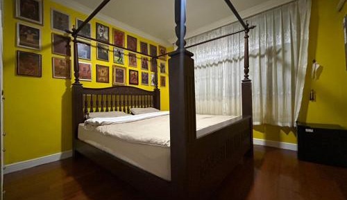 Double Room with Shared Bathroom