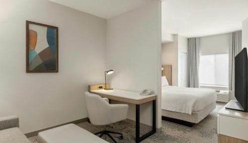 King Studio with Sofa Bed