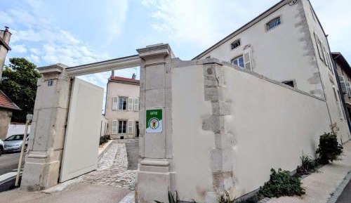 Four-Bedroom Apartment