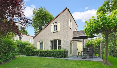 Three-Bedroom Vacation Home 