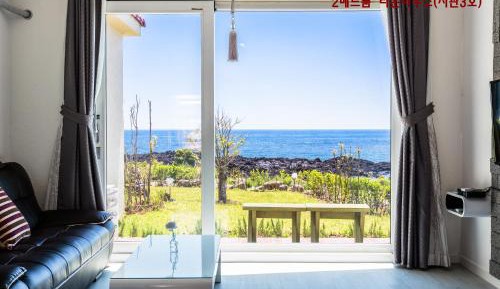 Two-Bedroom Townhouse