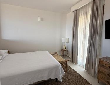 Deluxe Double Room with Balcony and Sea View