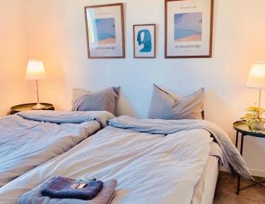 Deluxe Double Room (2 Adults + 1 Child)