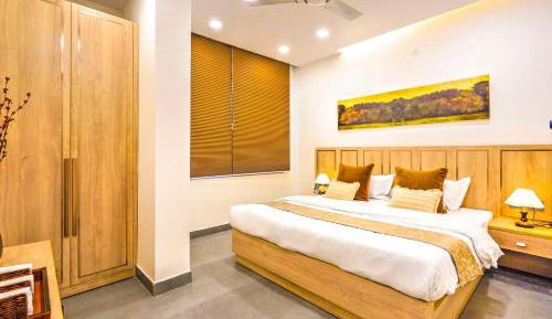 Deluxe King Room