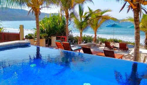 Studio Apartment with Sea View
