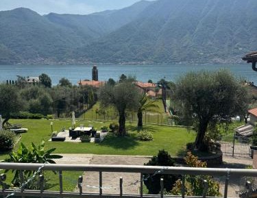 Double Room with Lake View