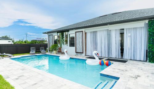 Four-Bedroom Holiday Home