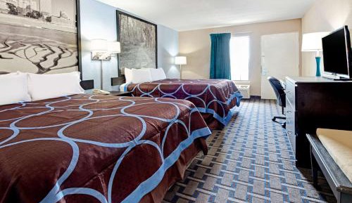 Queen Room with Two Queen Beds - Non-Smoking