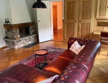 Three-Bedroom Apartment with Mountain View