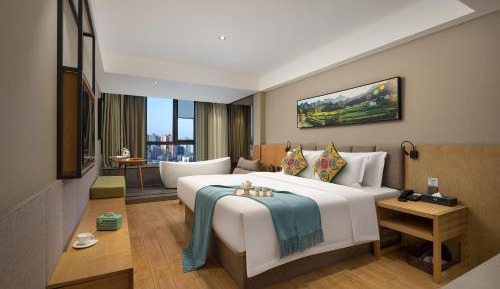 King Room with Spa Bath