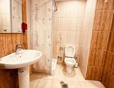 Quadruple Room with Private Bathroom