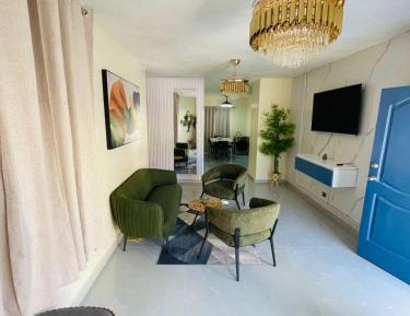 Room #1475513601