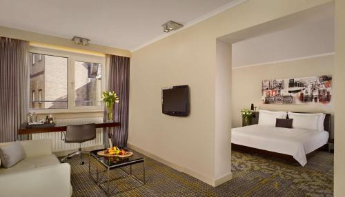 Junior Suite King (3 Adults)