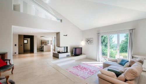 Deluxe Villa