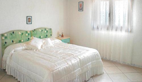 Apartment 8