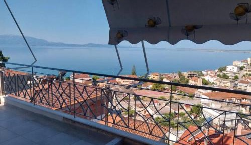 Superior One-Bedroom Apartment with Balcony