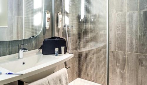 Superior Twin Room with Shower