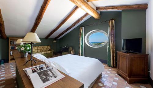 Deluxe Room - La Corte