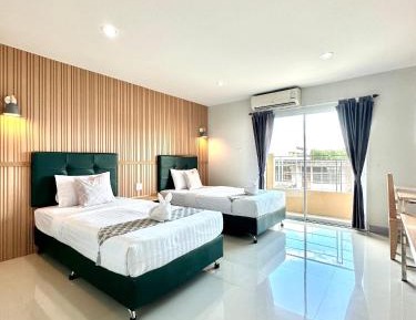 Standard Twin Room