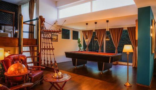 Double Room with Shared Bathroom