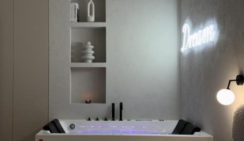Two-Bedroom Apartment with Balcony