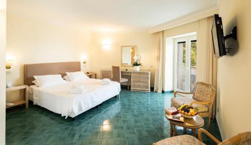 Superior Double or Twin Room with Sea View