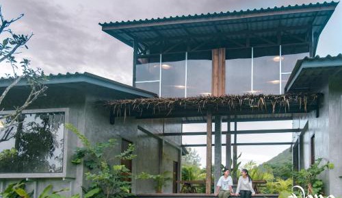 Villa with Garden View