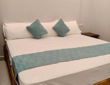 Basic Triple Room