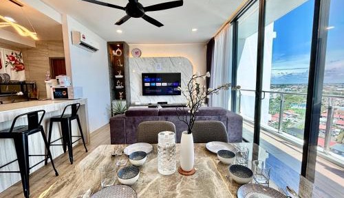 Three-Bedroom Apartment - High Floor