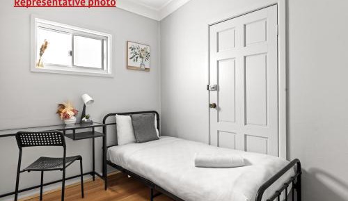 Single Room with Shared Bathroom