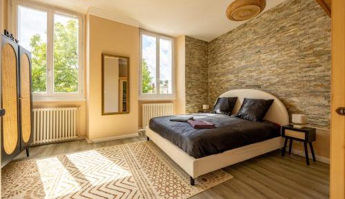 Two-Bedroom Deluxe Apartment